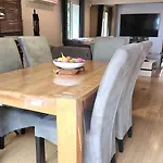 Villa De Standing Avec Piscine A Debordement, Jacuzzi Et Jardin A 5 Min Du Centre De *