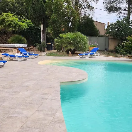De Standing Avec Piscine A Debordement, Jacuzzi Et Jardin A 5 Min Du Centre De * Nimes
