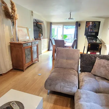 Villa De Standing Avec Piscine A Debordement, Jacuzzi Et Jardin A 5 Min Du Centre De *
