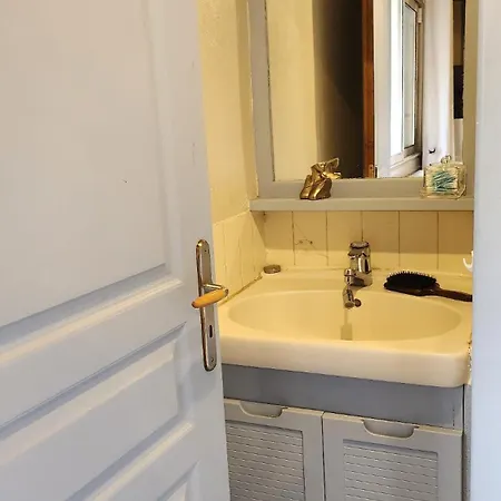 Villa De Standing Avec Piscine A Debordement, Jacuzzi Et Jardin A 5 Min Du Centre De *