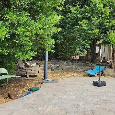 De Standing Avec Piscine A Debordement, Jacuzzi Et Jardin A 5 Min Du Centre De *