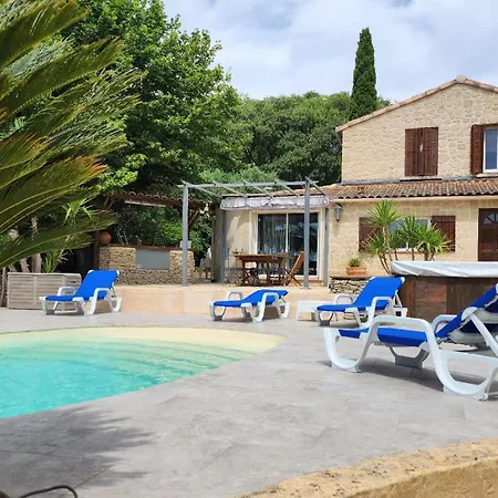 De Standing Avec Piscine A Debordement, Jacuzzi Et Jardin A 5 Min Du Centre De 尼姆