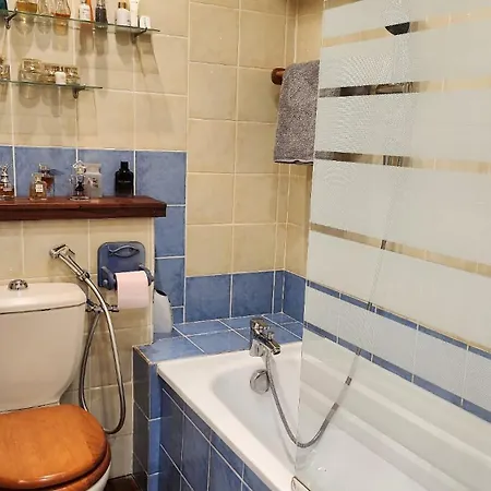 De Standing Avec Piscine A Debordement, Jacuzzi Et Jardin A 5 Min Du Centre De 尼姆