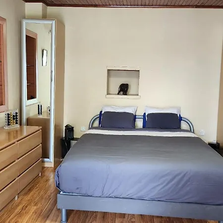 Villa De Standing Avec Piscine A Debordement, Jacuzzi Et Jardin A 5 Min Du Centre De