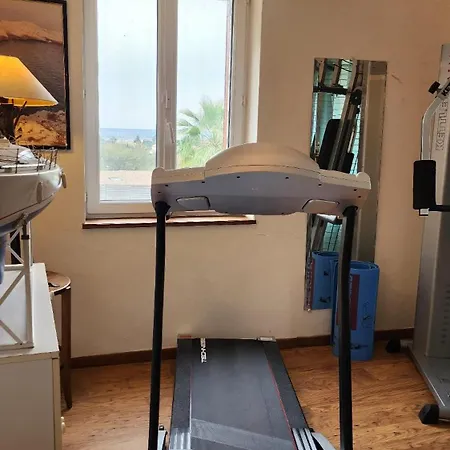 De Standing Avec Piscine A Debordement, Jacuzzi Et Jardin A 5 Min Du Centre De 别墅 尼姆