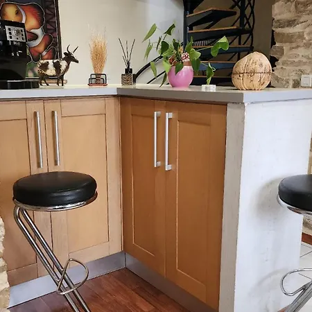 Villa De Standing Avec Piscine A Debordement, Jacuzzi Et Jardin A 5 Min Du Centre De