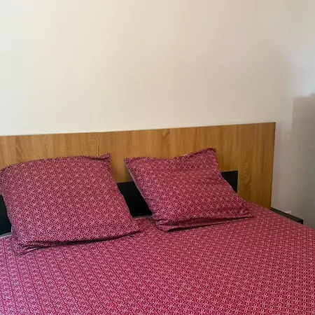 De Standing Avec Piscine A Debordement, Jacuzzi Et Jardin A 5 Min Du Centre De * 尼姆