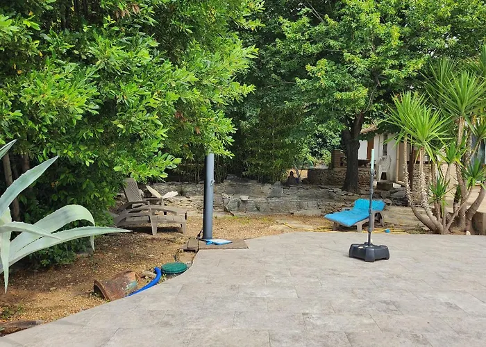 De Standing Avec Piscine A Debordement, Jacuzzi Et Jardin A 5 Min Du Centre De *