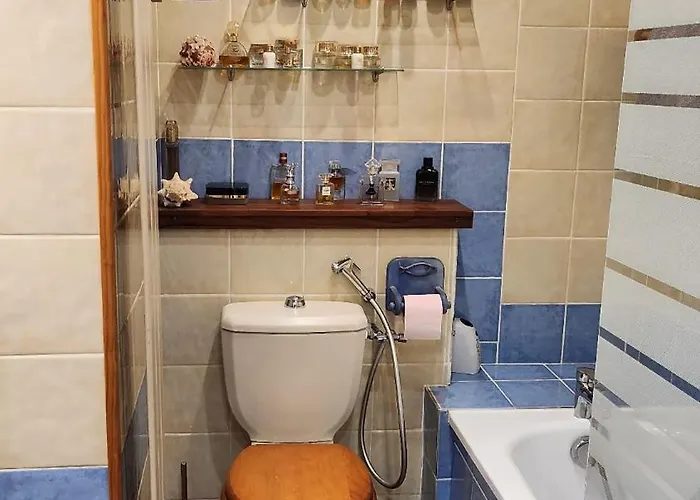 De Standing Avec Piscine A Debordement, Jacuzzi Et Jardin A 5 Min Du Centre De Willa *