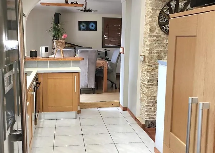 De Standing Avec Piscine A Debordement, Jacuzzi Et Jardin A 5 Min Du Centre De *